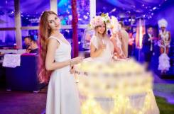 Пирамида из 150 бокалов и одна красавица - Леди-фуршет DIVA