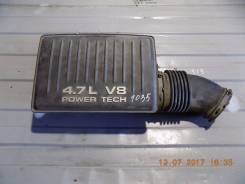 Патрубок впускной. Jeep Grand Cherokee