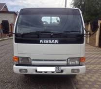 Nissan Atlas. Продается грузовик , 1 800 куб. см., 1 500 кг.