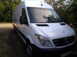 Mercedes-Benz Sprinter. Фургон Мерседес Бенц Спринтер, 2 200 куб. см., 1 300 кг.