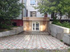 Сдается помещение в центре Артема под любой вид деятельности. 70 кв. м., фрунзе 60, р-н центр. Дом снаружи