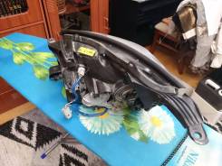 Фара. Toyota Noah, ZRR70G, ZRR70W, ZRR75, ZRR75G, ZRR75W, ZRR70