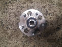 Ступица. Toyota Noah, ZRR75, AZR65 Toyota Voxy, AZR65, ZRR75 Toyota Isis, ZGM15, ANM15 Toyota Ipsum, ACM26 Двигатели: 3ZRFAE, 1AZFSE, 3ZRFE, 2ZRFAE, 2...