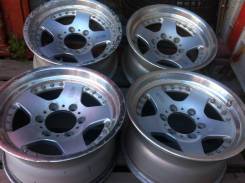 Toyota. 8.0x16, 6x139.70, ET10, ЦО 109,0 мм.