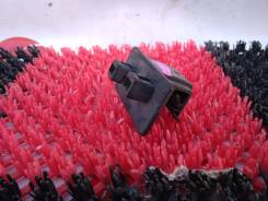 Крепление фары. Toyota Caldina, ST210, CT216, AT211, ST215 Toyota Avensis, ZZT221, ZZT220, ST220, AZT220, CDT220 Toyota Corona, ST215, CT215, CT210, S...