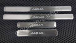 Накладка на порог. Toyota Aqua