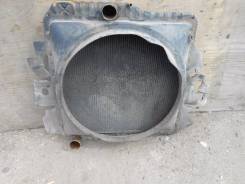 Радиатор охлаждения двигателя. Nissan Diesel