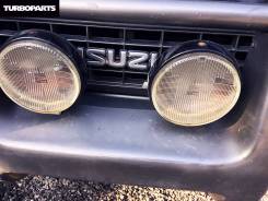Решетка радиатора. Isuzu Bighorn, UBS25GW, UBS73GW, UBS73DW, UBS25DW, UBS26DW, UBS26GW, UBS69GW, UBS69DW Двигатели: 4JX1, 6VD1, 6VE1, DD, 4JG2