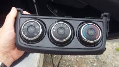 Блок управления климат-контролем. Toyota Corolla Fielder, ZRE144, NZE161G, ZRE144G, NZE161, NZE164G, NZE164 Toyota Corolla Axio, ZRE144, NZE161, NZE16...