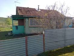 Продам дом с участком земли в Новороссия. С.Новороссия улица Набережная 2, р-н шкотовский район, площадь дома 45 кв. м., скважина, электричество 30 кВ...