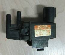 Клапан вакуумный. Toyota: Cresta, Crown Majesta, Crown, Mark II Wagon Blit, Mark II, Chaser, Altezza, Verossa Двигатель 1GFE