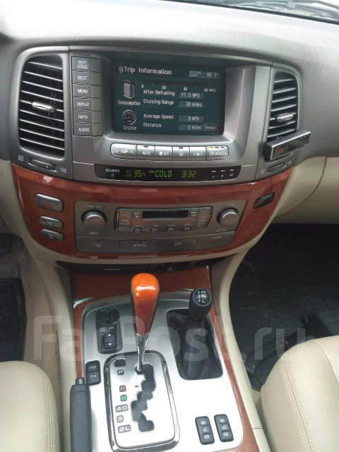 Lexus LX470. �������, 4wd, 4.7 (235��.�.), ������, 77 000����. �� ����