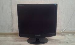 Samsung. 17" (43 см), технология LCD (ЖК)