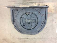 Панель стенок багажного отсека. Toyota Yaris, NCP10, SCP10, NCP131, NCP13, NCP15, SCP13 Toyota Vitz, NCP15, NCP13, SCP10, SCP13, NCP10, NCP131