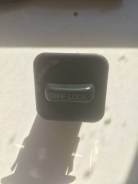 Кнопка включения дифференциала. Toyota Land Cruiser, UZJ100W, UZJ100L, UZJ100, HDJ101K, HDJ101