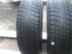 Bridgestone Blizzak Revo2. Всесезонные, износ: 5%, 2 шт