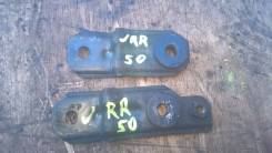 Крепление радиатора. Nissan Pathfinder, R50 Nissan Terrano, LR50, LUR50, PR50, R50, RR50, LVR50, TR50 Nissan Terrano Regulus, JLR50, JLUR50, JRR50 Дви...