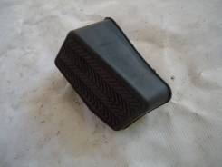 Подставка под ногу. Toyota: Corolla, Sprinter Marino, Sprinter, Corolla Levin, Sprinter Carib, Sprinter Trueno, Corolla Ceres, Prius Двигатели: 3ZZFE...
