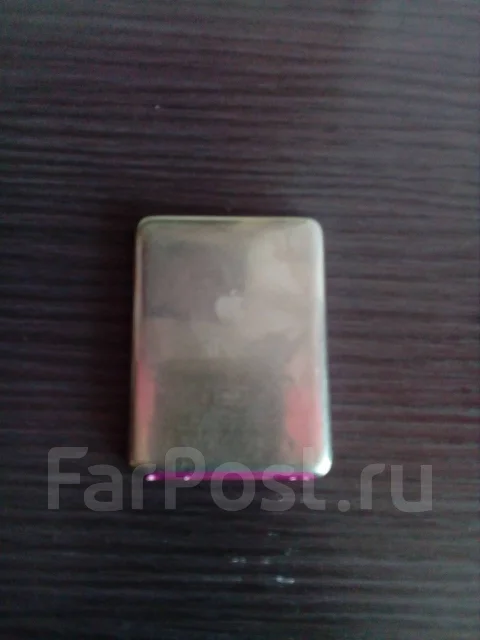 Apple iPod nano. ����