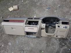 Панель приборов. Toyota Crown Majesta, UZS171