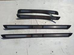 Накладка на порог. Toyota Progres, JCG15, JCG10, JCG11 Двигатели: 2JZFSE, 1JZFSE, 1JZGE, 2JZGE