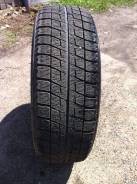 Bridgestone Blizzak Revo1. Всесезонные, износ: 20%, 4 шт