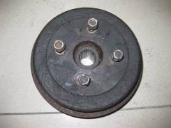 Барабан ручника. Toyota Dyna, LY50, LY60, TRY230, TRY220, LY230, LY121, LY131, LY220, LY212, KDY221, LY202, YY61, KDY231, YY51, YY121, YY131, LY51, LY...