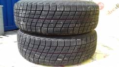 Bridgestone Ice Partner. Всесезонные, 2012 год, износ: 10%, 2 шт
