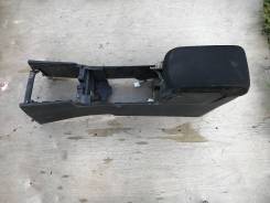 Подлокотник. Mitsubishi Lancer, CY3A
