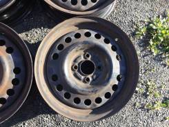 Nissan. 5.5x15, ET41.5, ЦО 60,1 мм.