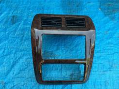 Консоль центральная. Toyota Lite Ace Noah, CR40, CR40G, CR41, CR42, CR50, CR50G, CR51, CR52, KR41, KR42, KR52, SR40, SR40G, SR50, SR50G Toyota Town Ac...