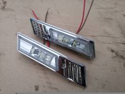 Повторитель поворота в крыло. Nissan Gloria Nissan Cedric