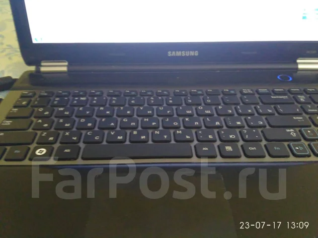 Samsung RC530. 15.6", WiFi: 1, Bluetooth: 1 ����