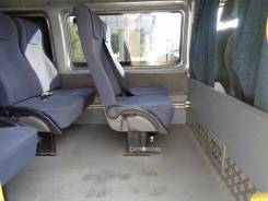 Ford Transit. Ford Tranzit, 2 200 куб. см., 16 мест