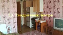 Гостинка, улица Интернациональная 60. Чуркин, агентство, 18 кв. м. Комната