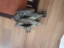Домкраты.