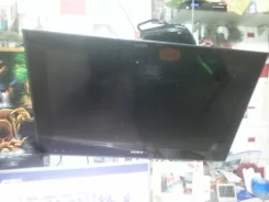 Sony KLV-32NX400. LCD (��)