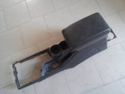 Подлокотник Nissan Terrano