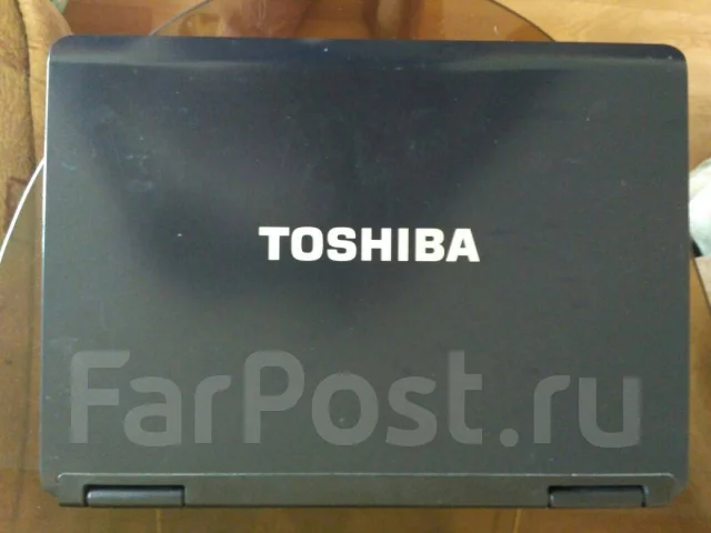 Toshiba Satellite L40. WiFi: 1, Bluetooth: 1 ����