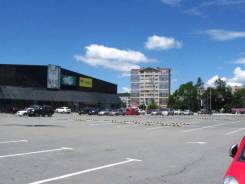 Сдам торговое помещение в супермаркете "Фреш 25". 15 кв. м., проспект Мира 49а, р-н центральный. Дом снаружи