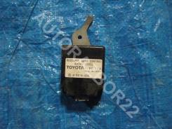 Блок управления дверями. Toyota Vista, SV55, SV50, ZZV50 Toyota Vista Ardeo, AZV50G, AZV55, AZV50, AZV55G, SV55G, SV55, SV50G, SV50, ZZV50, ZZV50G Дви...