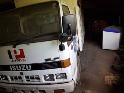 Isuzu Elf. Рефка , 2 700 куб. см., 1 500 кг.