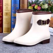 Сапоги резиновые. 40