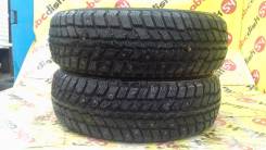 Roadstone Winguard 231. Зимние, шипованные, износ: 10%, 2 шт