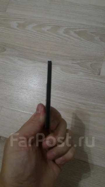 Elari CardPhone. �����. ��� ����� �� ���������� ����