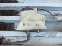 Бачок расширительный Hino