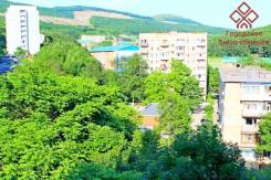 2-комнатная, улица Карьерная 28. Снеговая, проверенное агентство, 49 кв. м. Вид из окна днём