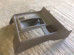 Консоль центральная. Toyota Land Cruiser, HDJ81, HDJ81V, FZJ80J, FZJ80, FZJ80G