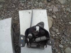 Замок капота. Suzuki Escudo, TD54W, TD94W Двигатели: J20A, H27A