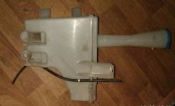 Бачок стеклоомывателя. Nissan: Sunny, Wingroad, AD, Almera, Bluebird Sylphy Двигатели: QG13DE, QG15DE, YD22DD, QG18DD, SR16VE, QG18DE, SR20VE, QG18DEN...